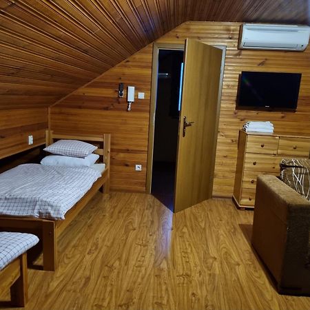 Chata Linia Kokava nad Rimavicou Extérieur photo
