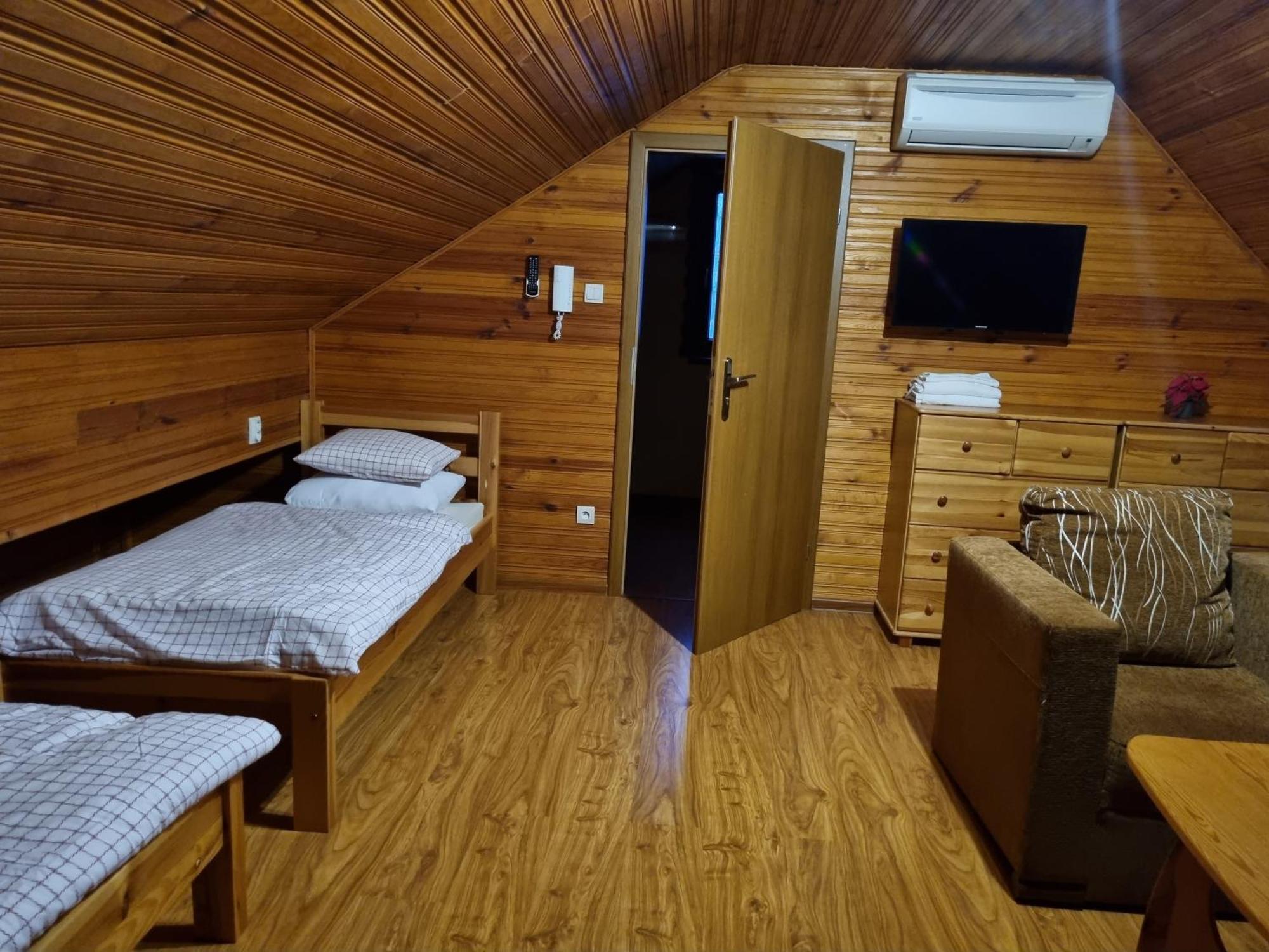 Chata Linia Kokava nad Rimavicou Extérieur photo